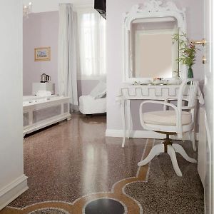 Private Bathroom King Room